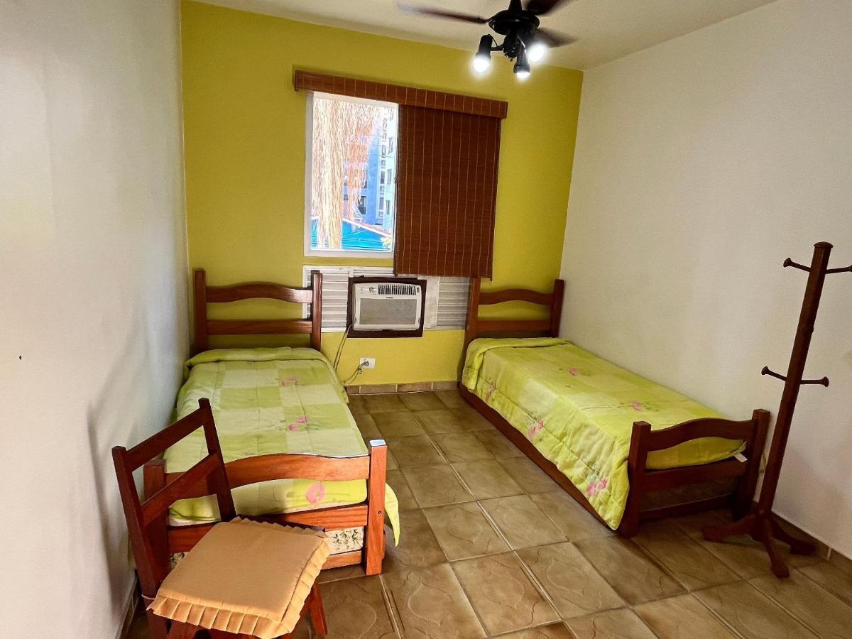 Super Aconchegante E Espacoso - Sacada Ampla E Perto Da Praia - Super Confortavel - Ap. 13 - Ed. Maison Du Parc Guarujá Buitenkant foto