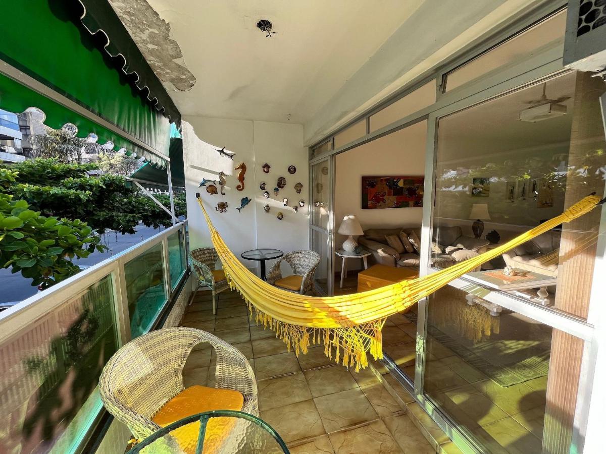 Super Aconchegante E Espacoso - Sacada Ampla E Perto Da Praia - Super Confortavel - Ap. 13 - Ed. Maison Du Parc Guarujá Buitenkant foto