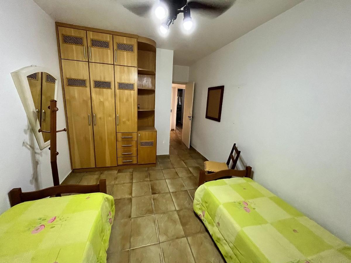 Super Aconchegante E Espacoso - Sacada Ampla E Perto Da Praia - Super Confortavel - Ap. 13 - Ed. Maison Du Parc Guarujá Buitenkant foto