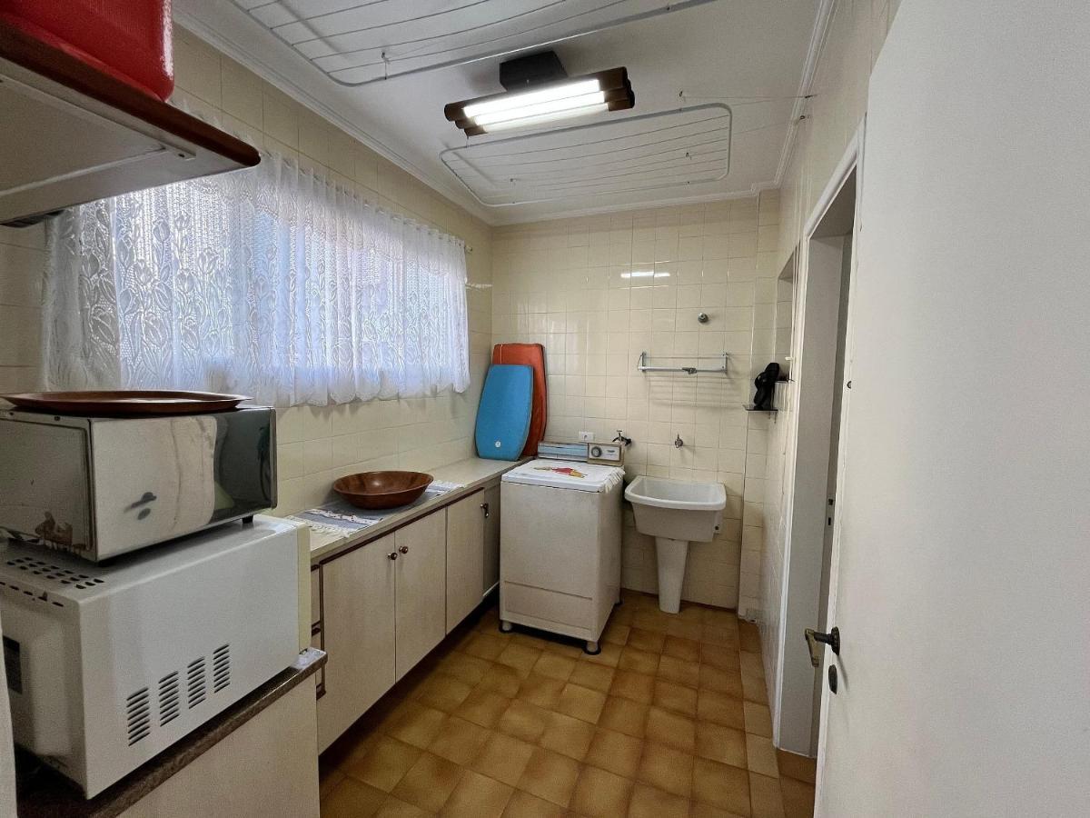 Super Aconchegante E Espacoso - Sacada Ampla E Perto Da Praia - Super Confortavel - Ap. 13 - Ed. Maison Du Parc Guarujá Buitenkant foto